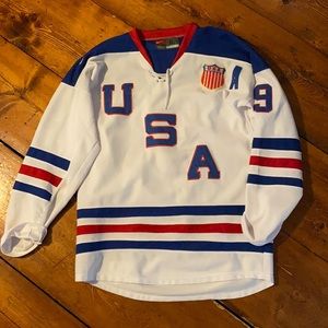 Team USA Hockey jersey